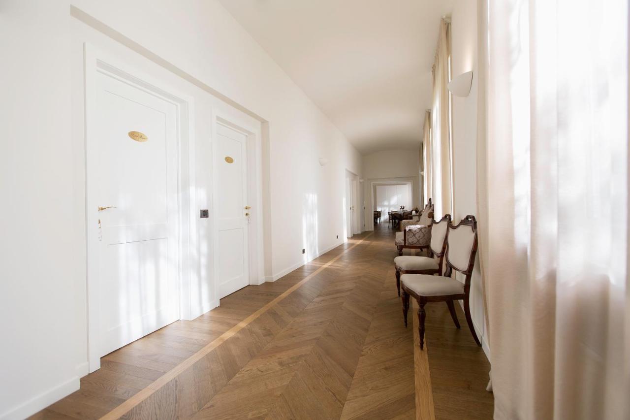 Villaggio Narrante - Foresteria Delle Vigne 塞拉伦加·达尔巴 外观 照片